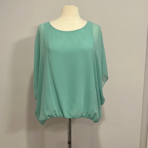 New! Vince Camuto Blouse in perfect condition - Picture 1 of 9